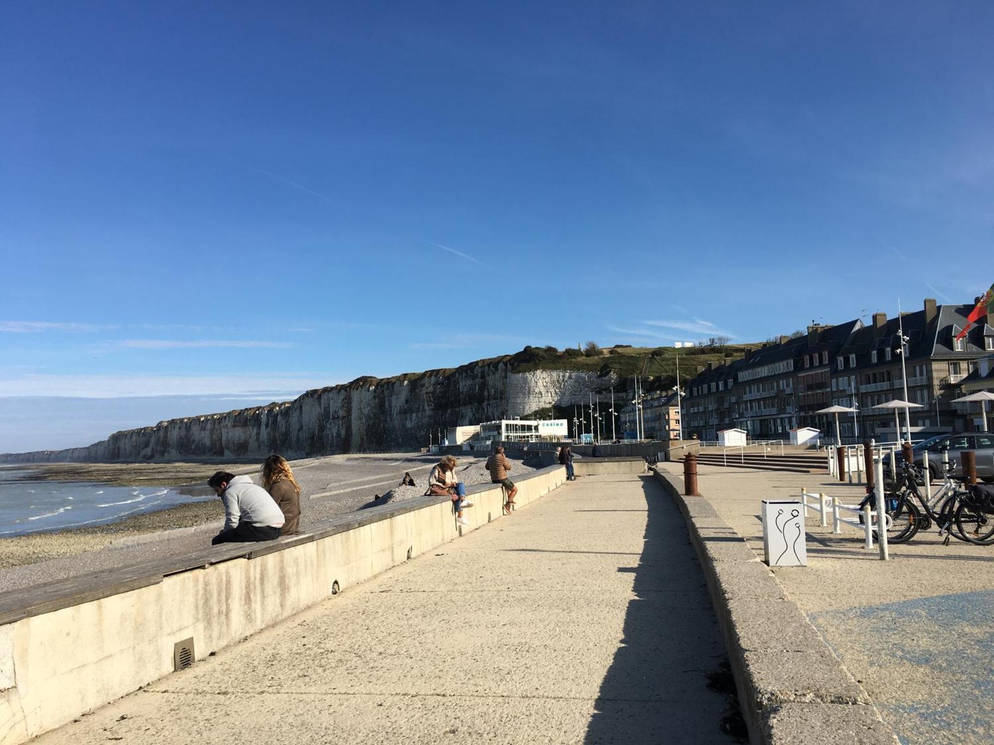 Agreable Chambre D'Hotes Bord De Mer Normandie Saint-Valery-en-Caux Luaran gambar